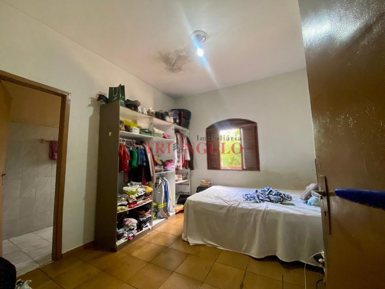 Casa para venda no Zona IV em Umuarama com 279,12m² por R$ 300.000,00