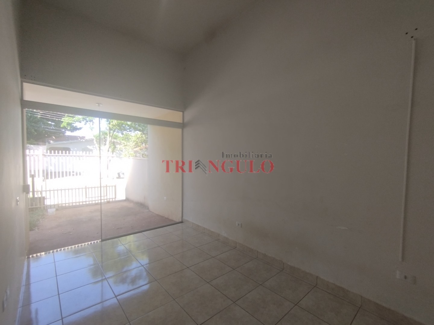 Casa Residencial para locacao no Zona VI em Umuarama com 0m² por R$ 1.000,00