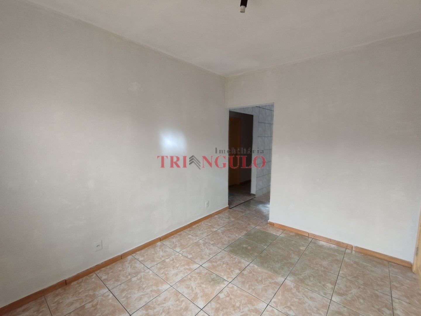 Casa Residencial para locacao no Zona VI em Umuarama com 60m² por R$ 900,00