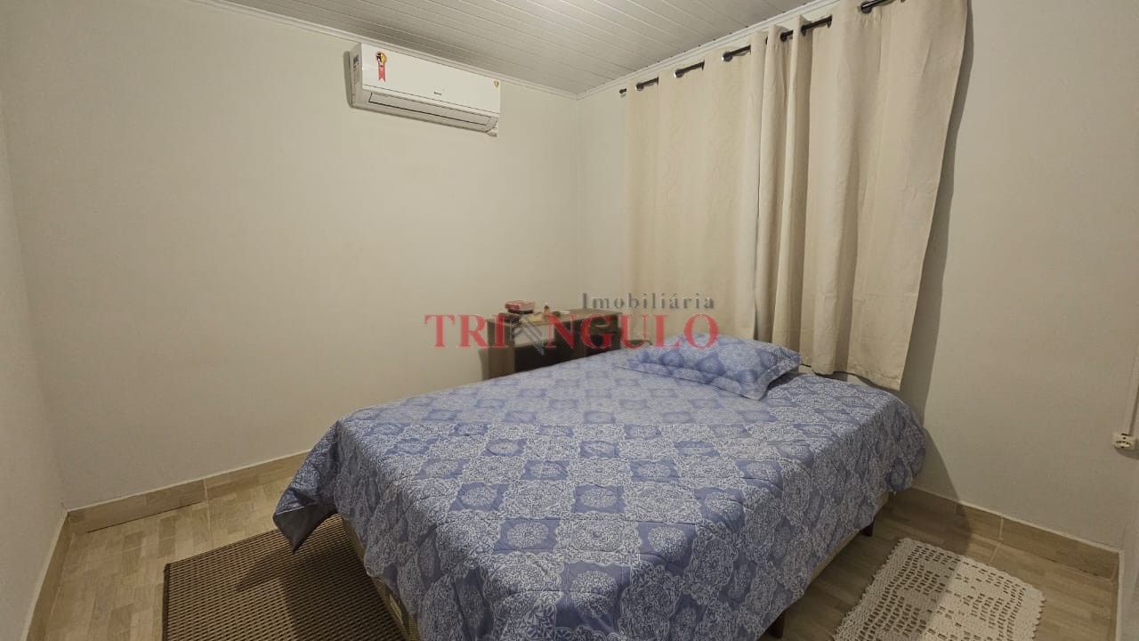 Casa para venda no Zona V em Umuarama com 271,44m² por R$ 180.000,00