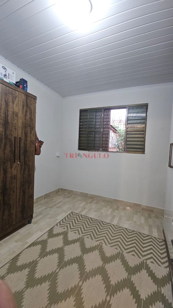 Casa para venda no Zona V em Umuarama com 271,44m² por R$ 180.000,00