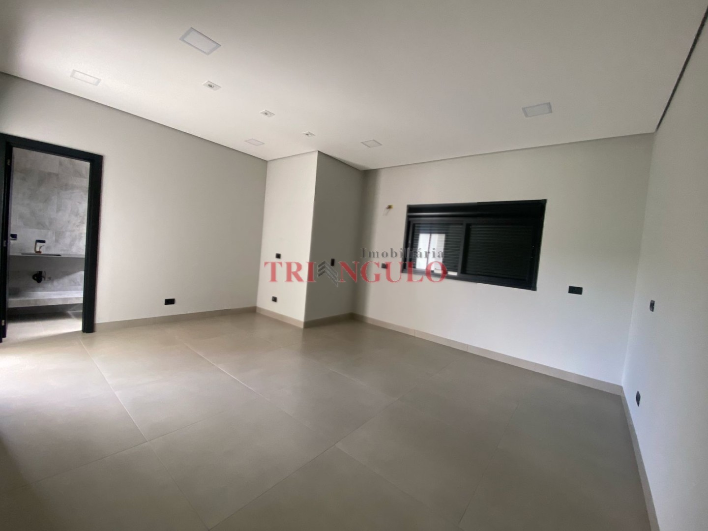 Casa para venda no Paysage Essenza Condominio em Umuarama com 278,95m² por R$ 2.000.000,00