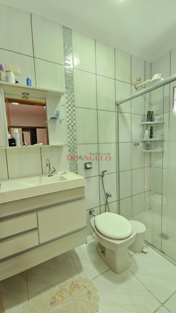 Casa para venda no Jardim Ipanema em Umuarama com 161m² por R$ 295.000,00