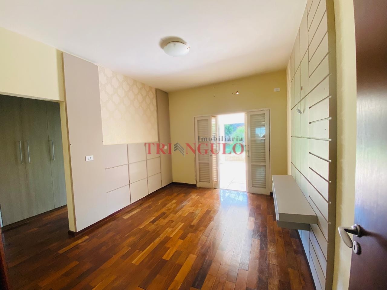Casa para venda no Centro em Nova Olimpia com 628,6m² por R$ 580.000,00