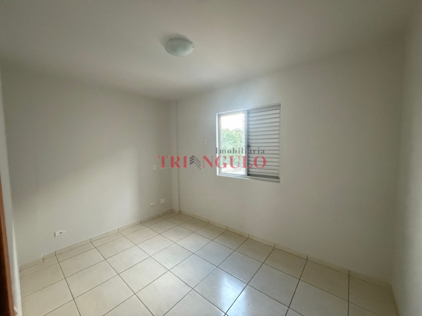 Apartamento para venda no Zona 01 em Umuarama com 83,52m² por R$ 250.000,00