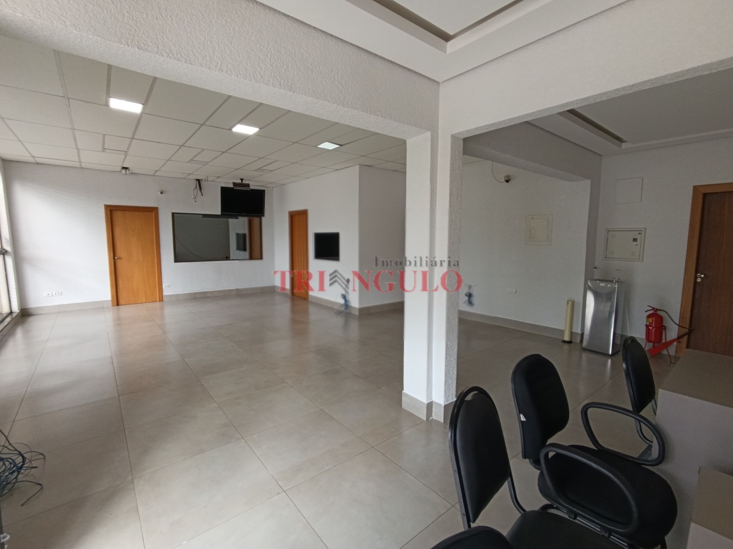 Sala Comercial para locacao no Zona I em Umuarama com 525m² por R$ 10.000,00