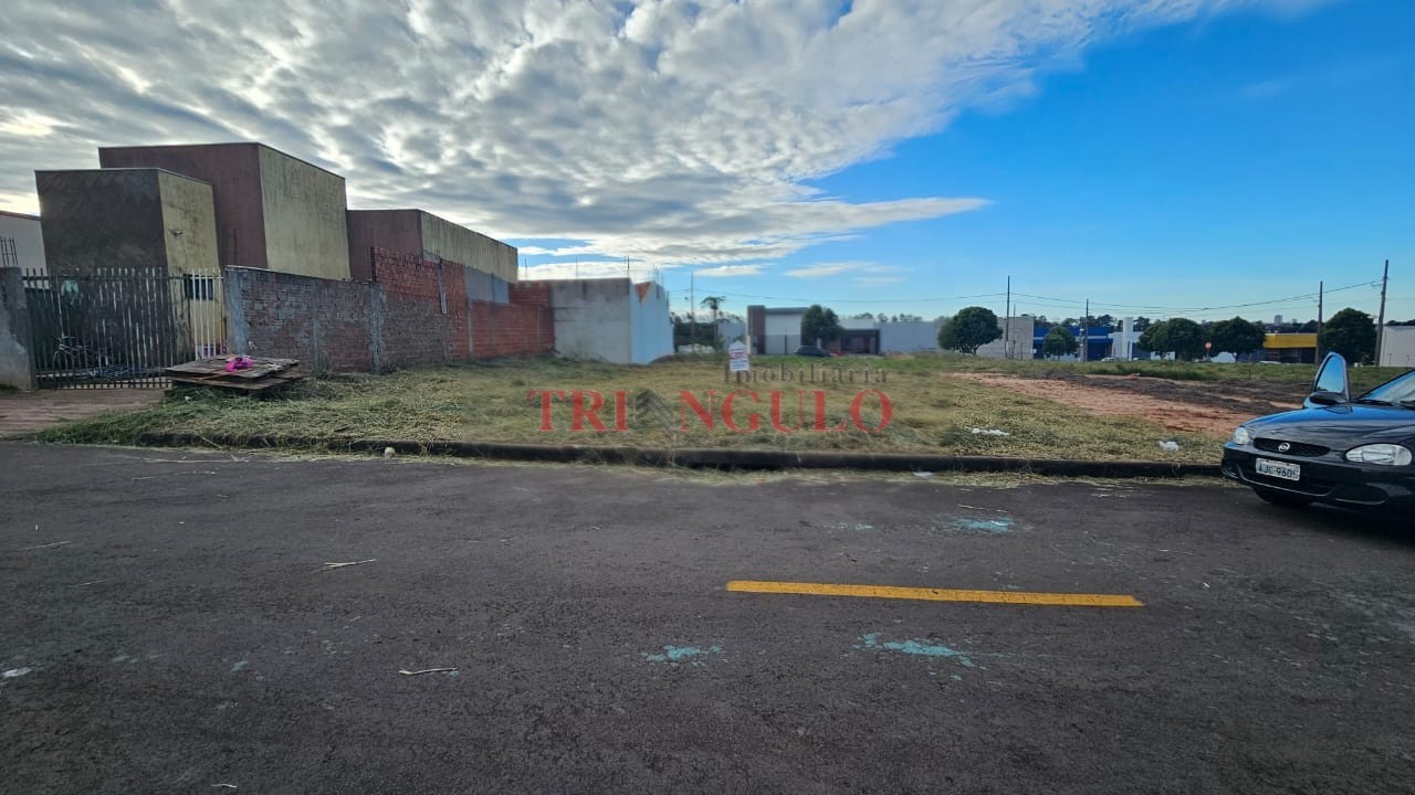 Terreno para venda no Parque Residencial Viena 03 em Umuarama com 267,75m² por R$ 78.000,00