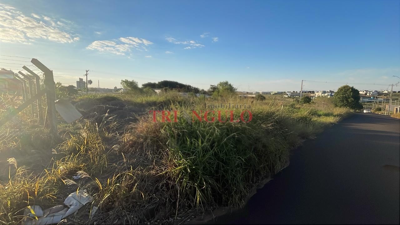 Terreno para venda no Parque Firenze em Umuarama com 360m² por R$ 92.000,00