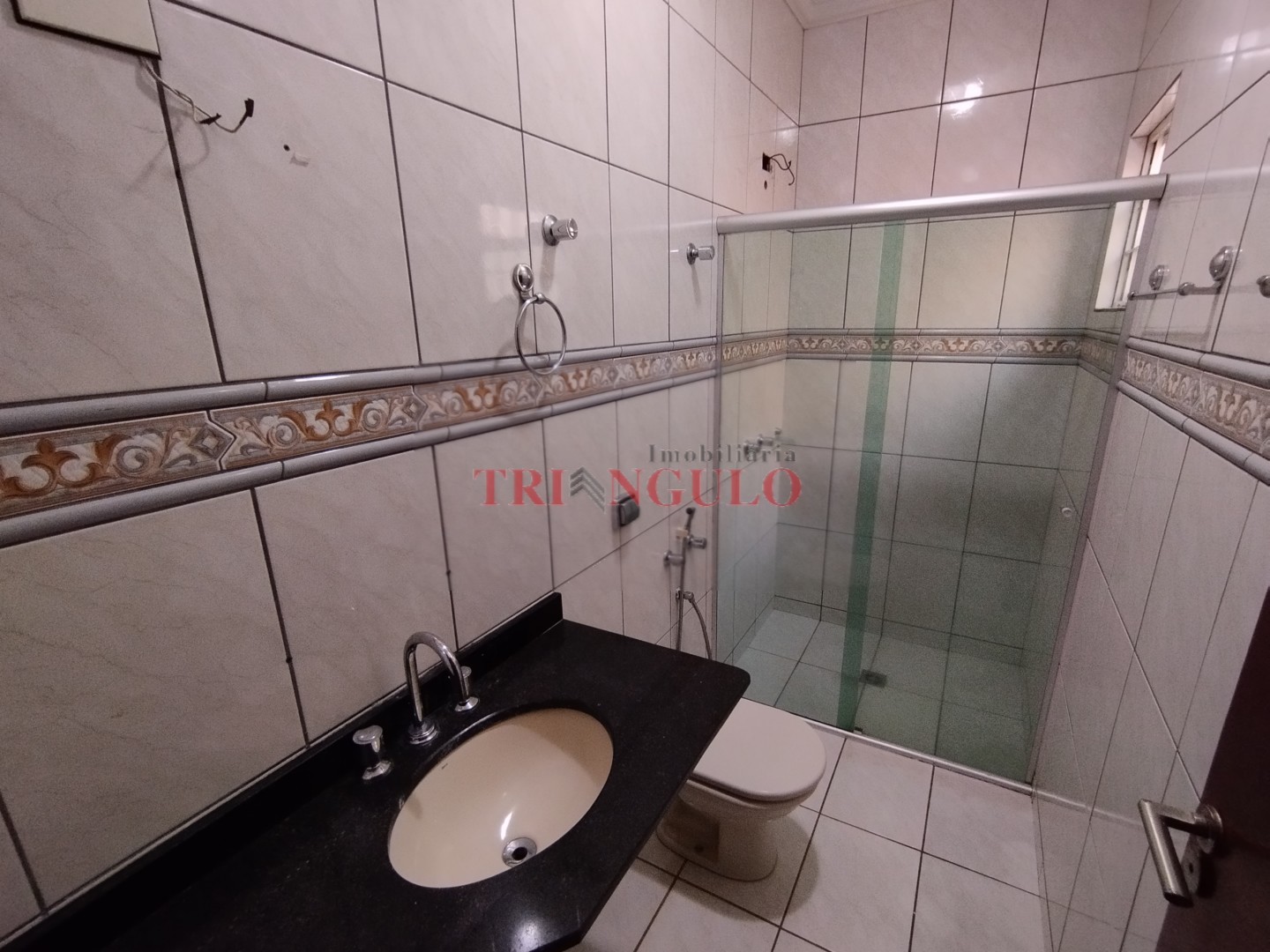 Casa para venda no Zona III em Umuarama com 223,6m² por R$ 620.000,00