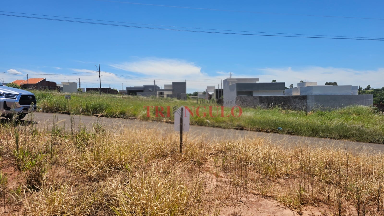 Terreno para venda no Jardim Pimentel em Umuarama com 136m² por R$ 33.000,00