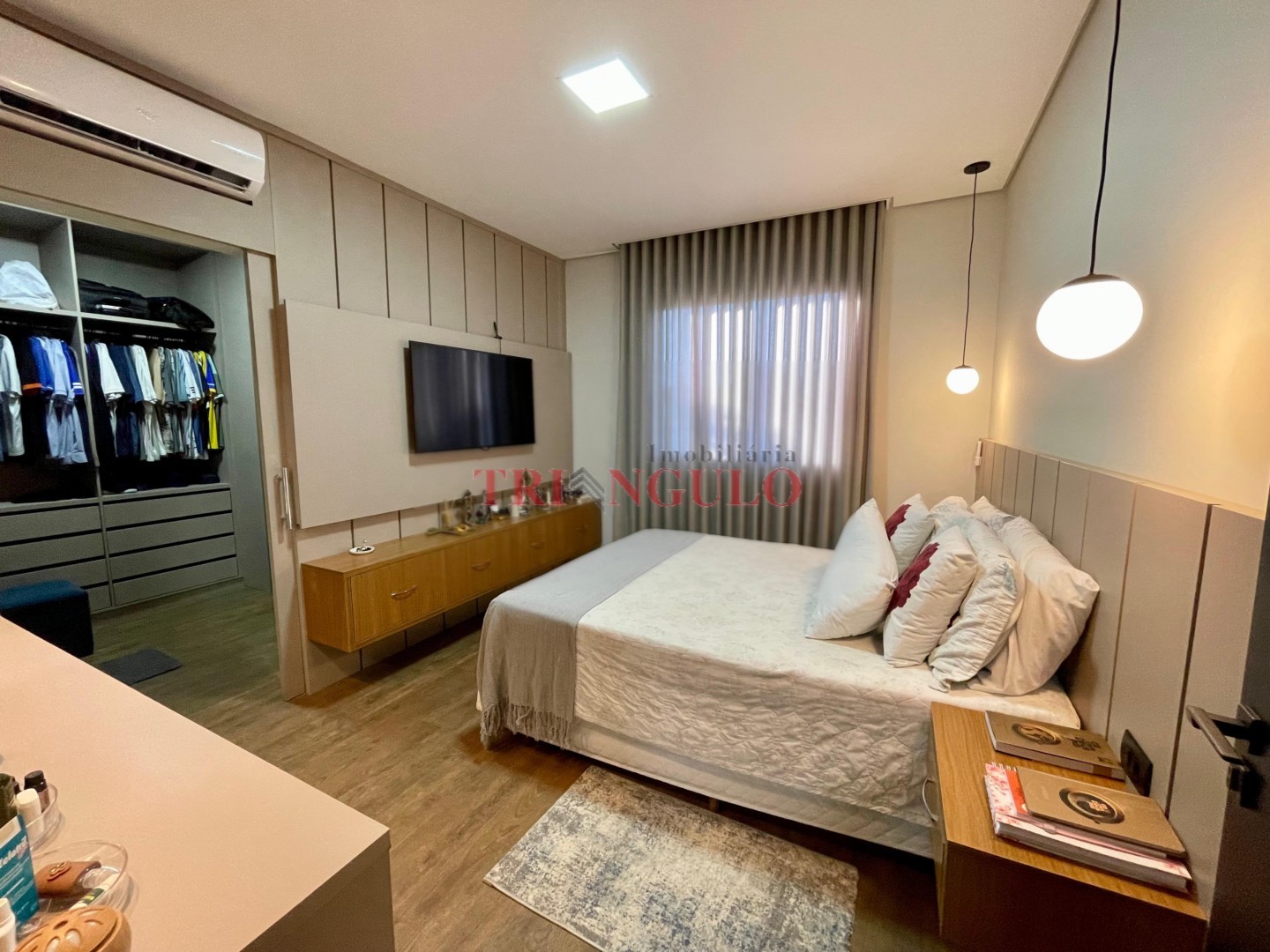 Casa para venda no Paysage Unique Condominio em Umuarama com 240m² por R$ 1.400.000,00