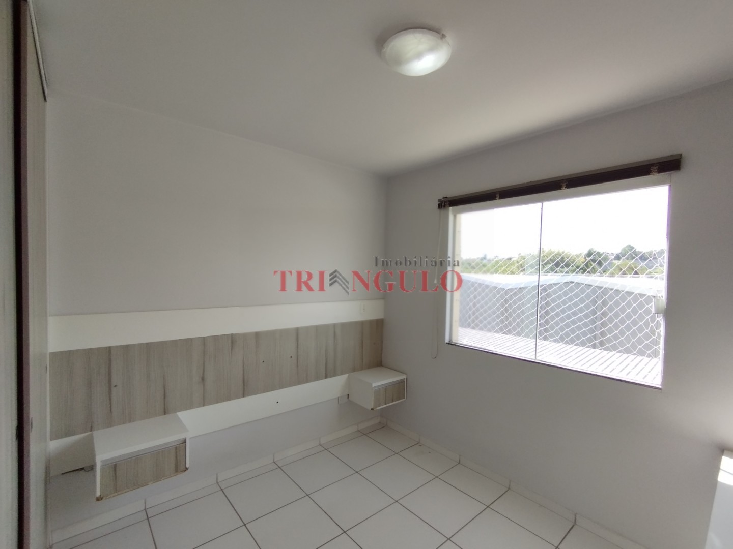 Apartamento para venda no Jardim Sao Cristovao em Umuarama com 54,21m² por R$ 140.000,00