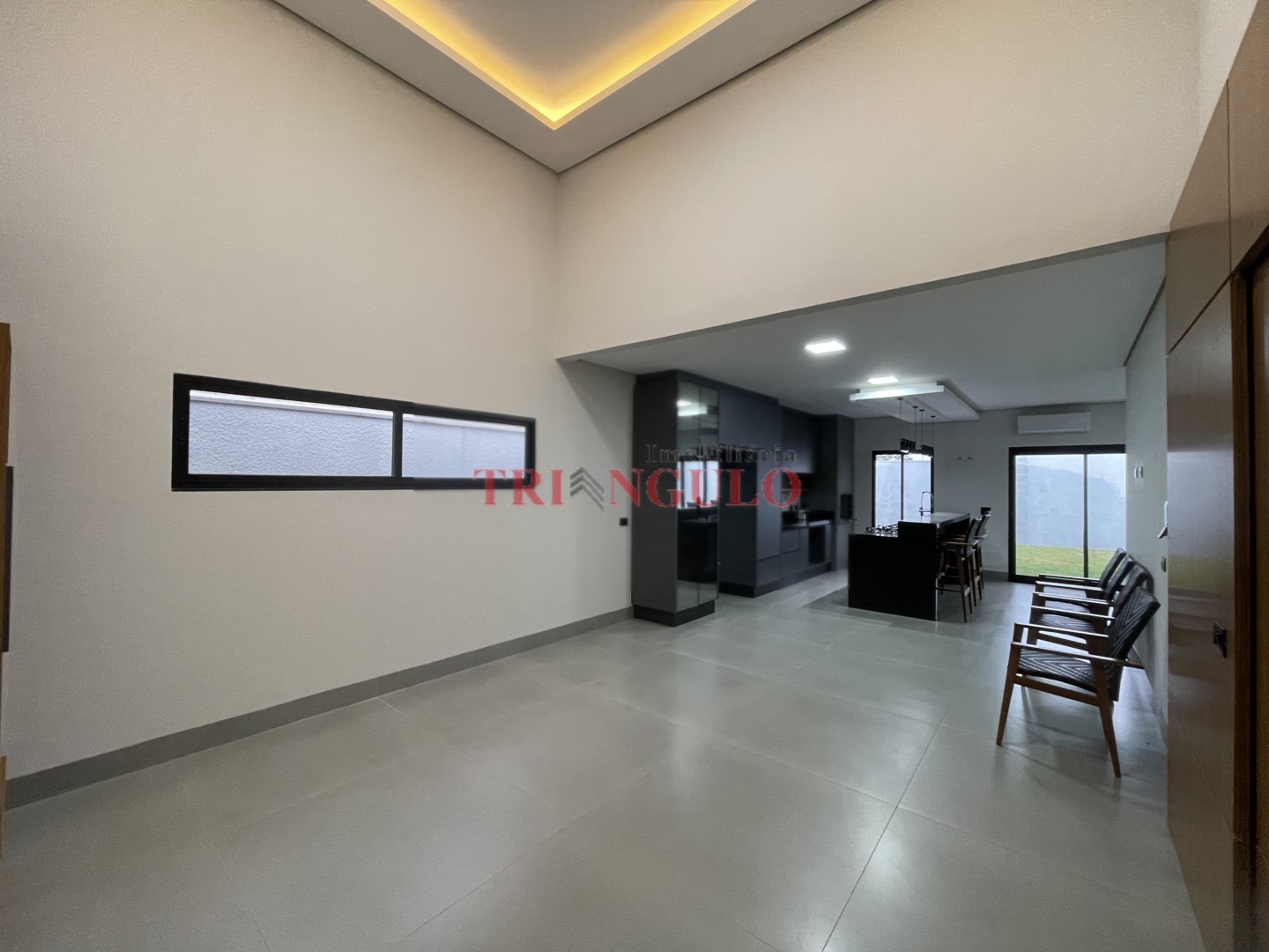 Casa Residencial para locacao no Zona I em Umuarama com 0m² por R$ 4.950,00