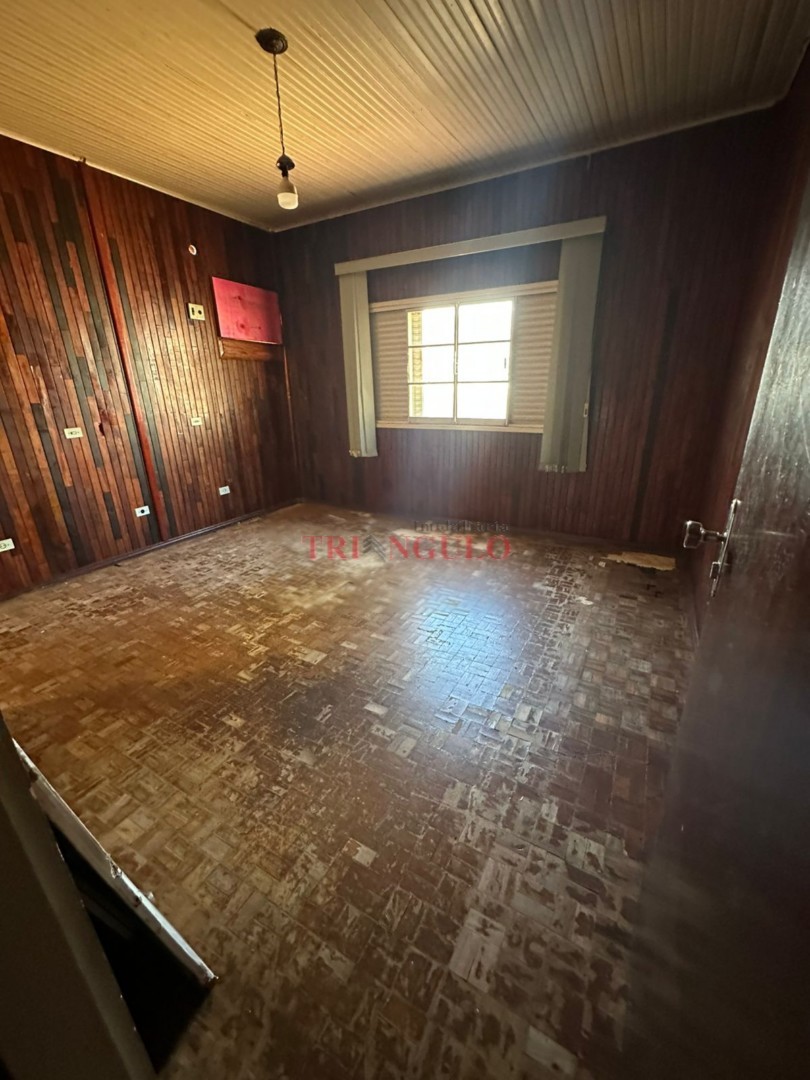 Casa para venda no Zona II em Umuarama com 490m² por R$ 570.000,00