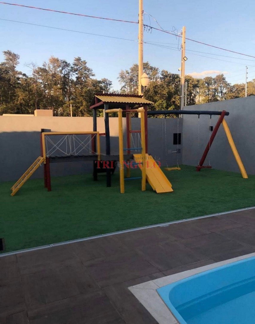 Salão para venda no Jardim Santiago em Umuarama com 378m² por R$ 470.000,00