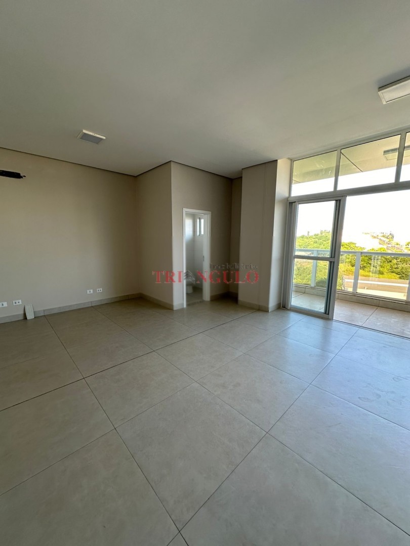 Sala Comercial para venda no Parque Residencial da Gavea em Umuarama com 105,66m² por R$ 495.000,00