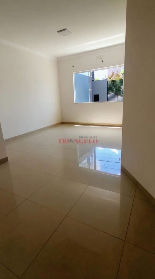 Casa para venda no Jardim Imigrantes em Umuarama com 187m² por R$ 540.000,00
