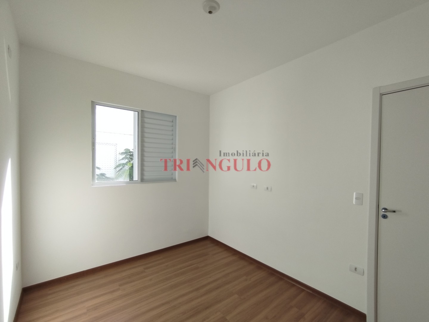Apartamento para venda no Zona V em Umuarama com 49,8m² por R$ 168.000,00