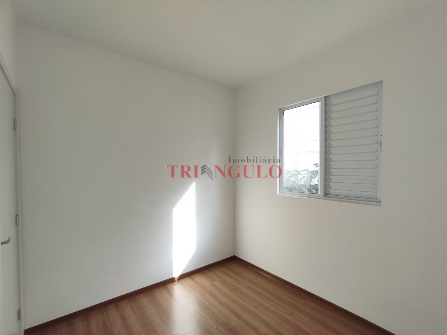 Apartamento para venda no Zona V em Umuarama com 49,8m² por R$ 168.000,00