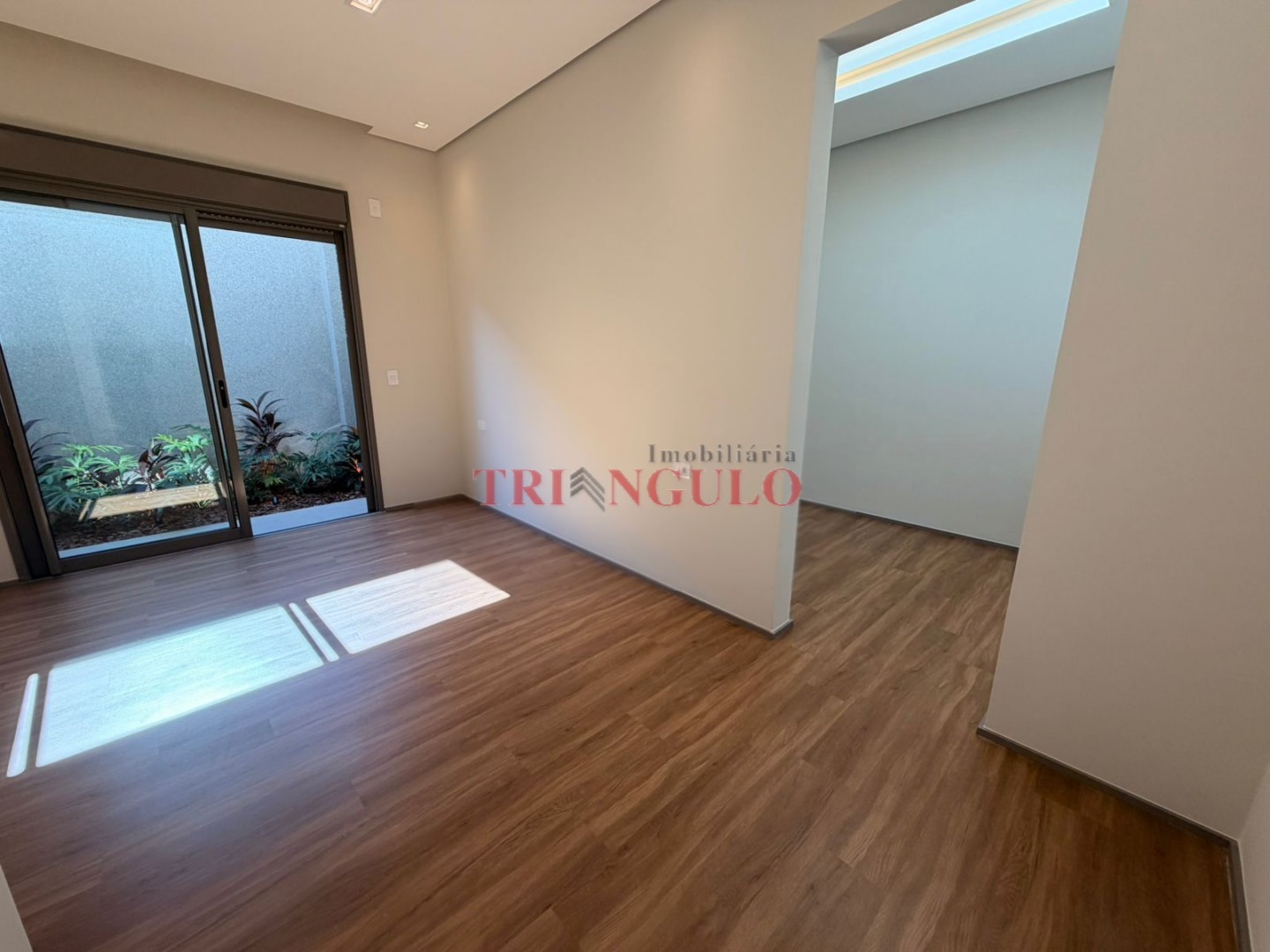 Casa para venda no Parque Residencial Interlagos em Umuarama com 375m² por R$ 2.850.000,00