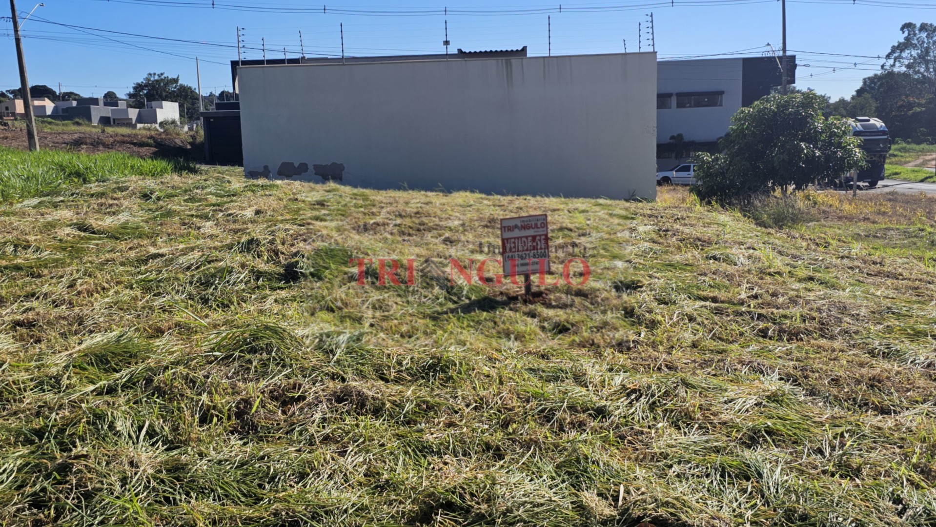 Terreno para venda no Jardim Aeroporto II em Umuarama com 204,98m² por R$ 65.000,00