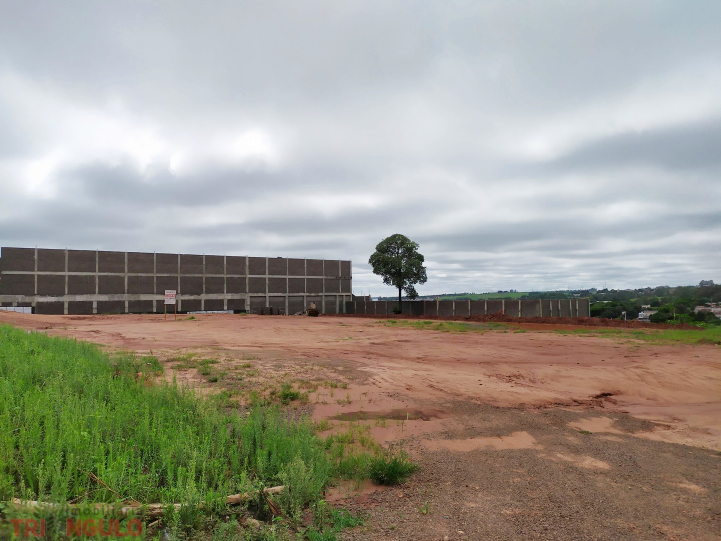 Terreno para locacao no Zona VII em Umuarama com 800m² por R$ 3.000,00