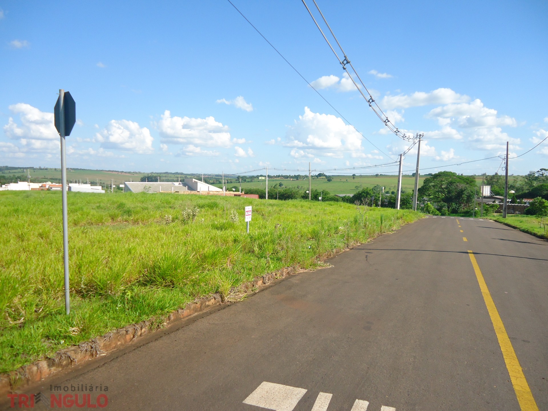 Terreno para locacao no Parque Residencial Tokio em Umuarama com 950m² por R$ 1.000,00