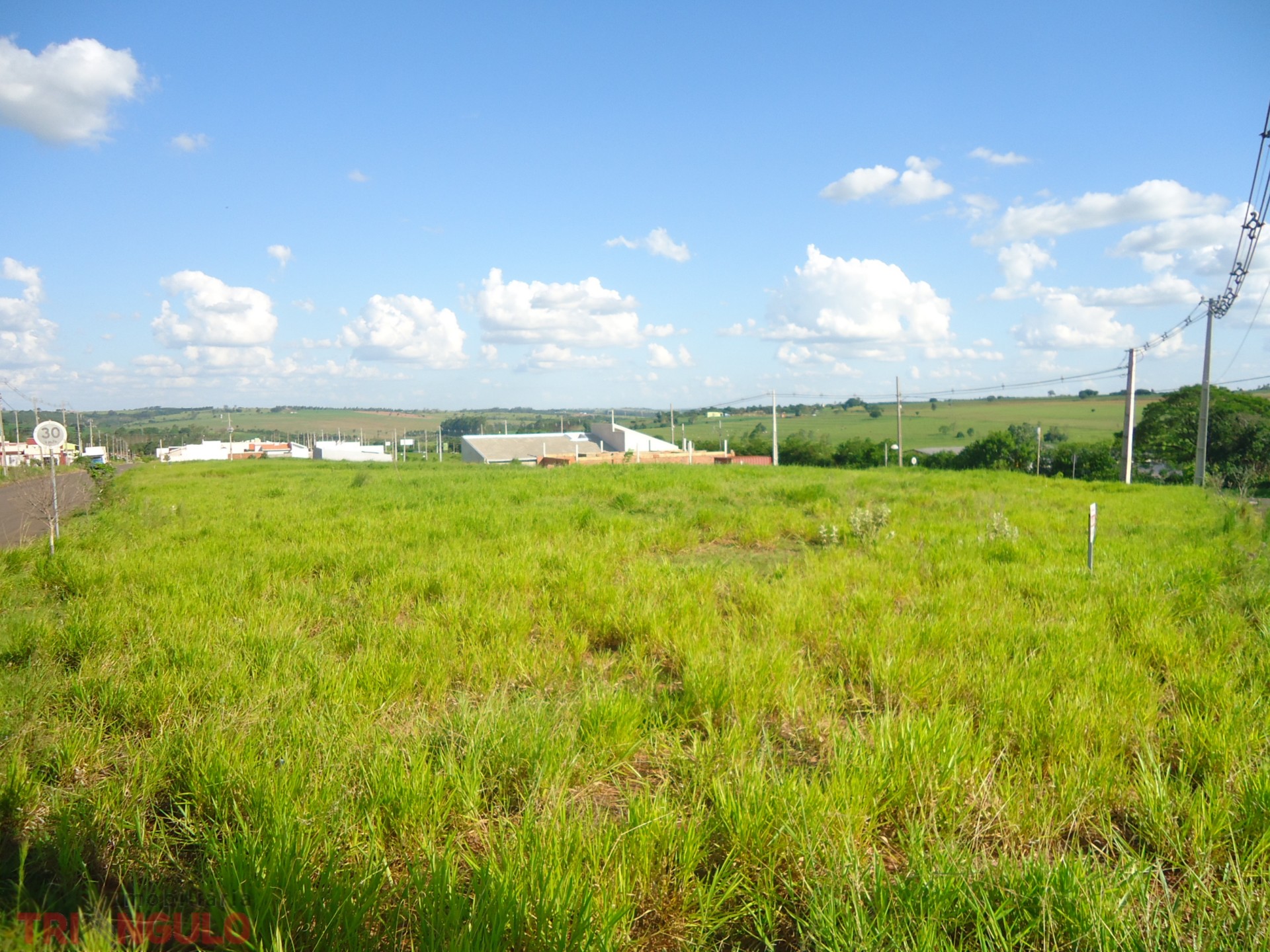 Terreno para locacao no Parque Residencial Tokio em Umuarama com 950m² por R$ 1.000,00