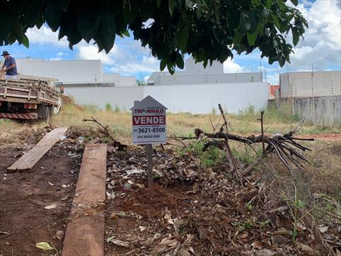 Terreno para venda no Parque do Lago em Umuarama com 252m² por R$ 160.000,00