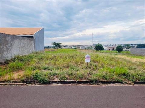 Terreno para venda no Jardim Aeroporto II em Umuarama com 204,98m² por R$ 70.000,00
