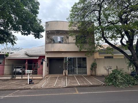 Casa para venda no Zona I em Umuarama com 199,22m² por R$ 880.000,00