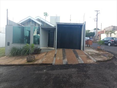 Casa para venda no Parque Bandeirantes em Umuarama com 173,61m² por R$ 490.000,00