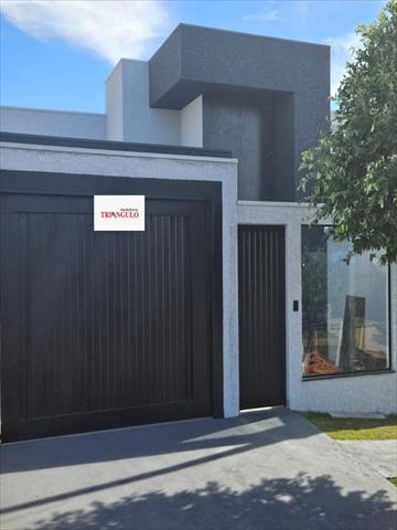 Casa para venda no Jardim Ibis em Umuarama com 126m² por R$ 385.000,00