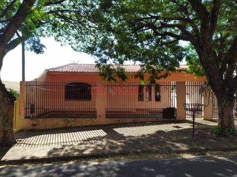 Casa Residencial para locacao no Jardim America em Umuarama com 0m² por R$ 1.700,00