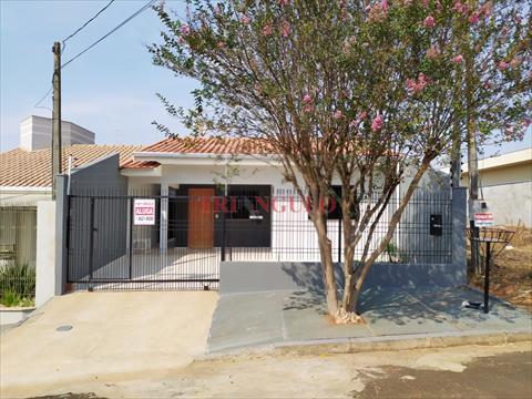 Casa Residencial para locacao no Zona IV em Umuarama com 200m² por R$ 1.300,00