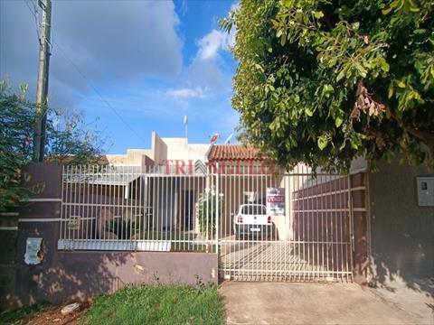 Casa para venda no Jardim Sao Cristovao II em Umuarama com 210m² por R$ 230.000,00