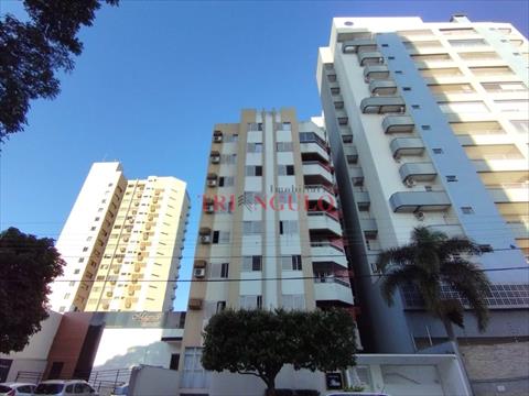 Apartamento para venda no Zona I em Umuarama com 137,02m² por R$ 400.000,00