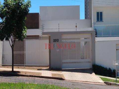 Casa para venda no Jardim Veleiros em Umuarama com 540,47m² por R$ 1.449.000,00