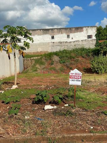 Terreno para venda no Jardim Itapua em Umuarama com 216m² por R$ 120.000,00