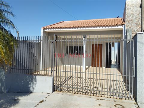Casa Residencial para locacao no Parque Bonfim em Umuarama com 180m² por R$ 1.050,00