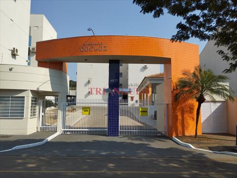 Apartamento para locacao no Parque Portugal em Umuarama com 83,52m² por R$ 1.100,00