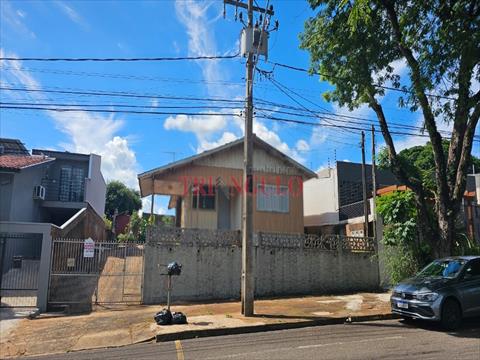 Casa para venda no Zona IV em Umuarama com 550,27m² por R$ 550.000,00