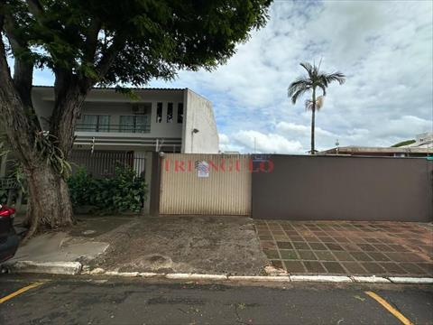Terreno para venda no Zona II em Umuarama com 270m² por R$ 390.000,00