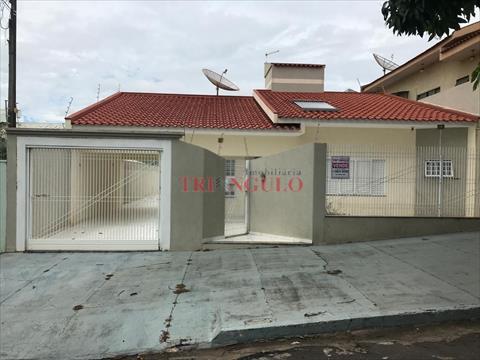 Casa para venda no Jardim Global em Umuarama com 0m² por R$ 760.000,00