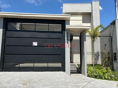 Casa para venda no Parque Residencial Melhoramentos em Umuarama com 180,61m² por R$ 630.000,00