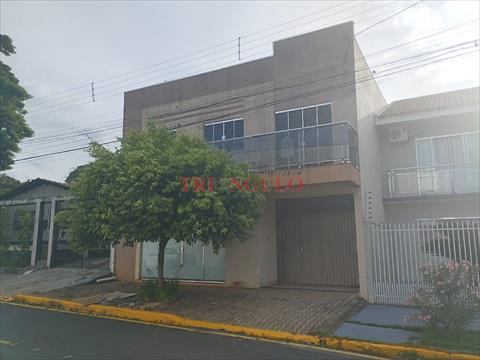 Sobrado para venda no Zona VII em Umuarama com 152m² por R$ 890.000,00