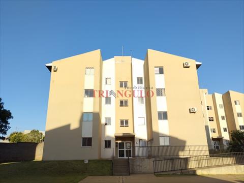 Apartamento para venda no Edificio Bela Vida em Umuarama com 52,32m² por R$ 150.000,00