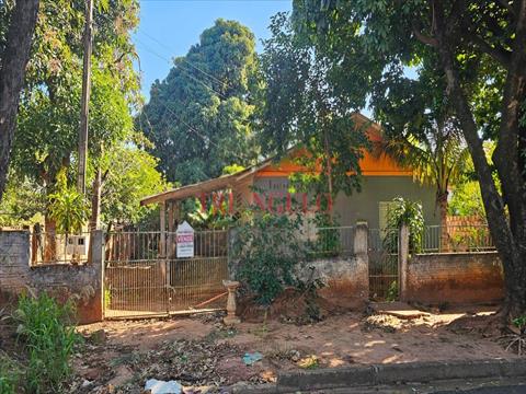 Casa para venda no Zona VI em Umuarama com 474m² por R$ 310.000,00