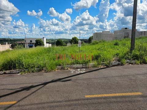 Terreno para venda no Parque Residencial Metropolitano em Umuarama com 220m² por R$ 85.000,00