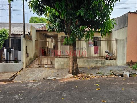 Casa para venda no Conjunto Residencial Ouro Branco em Umuarama com 180,5m² por R$ 120.000,00